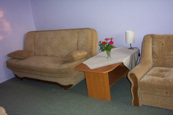 Polonia Privát Białobrzegi, Esterno